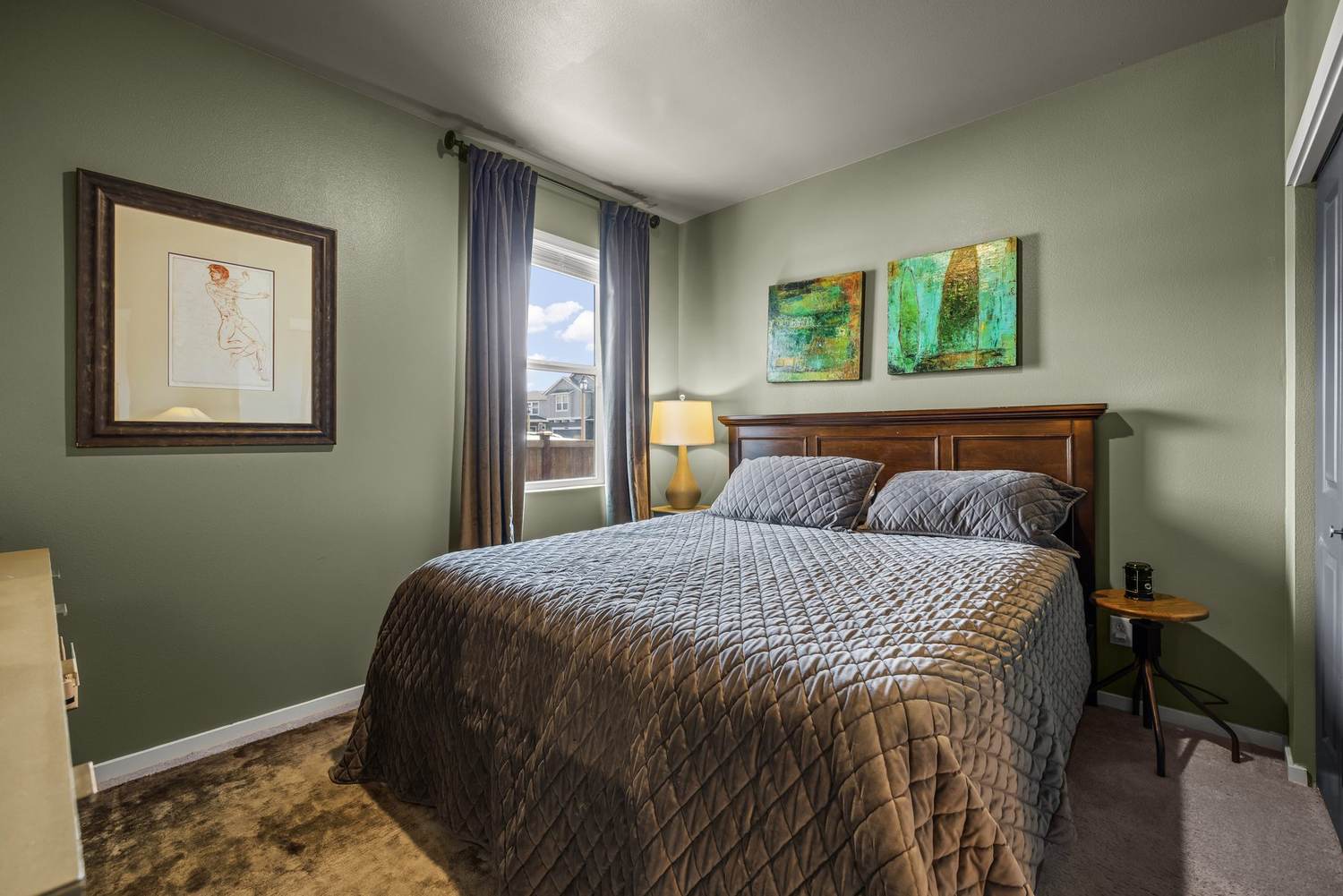 Main-floor guest suite