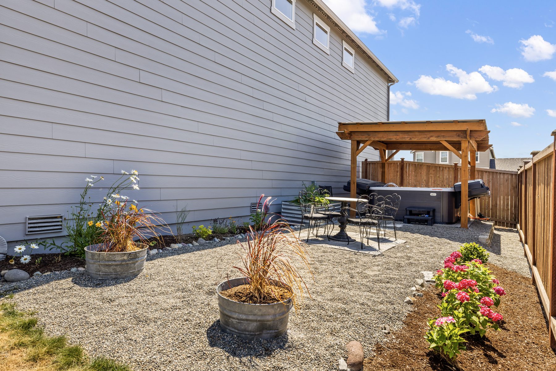 Pergola and jacuzzi, alternate angle