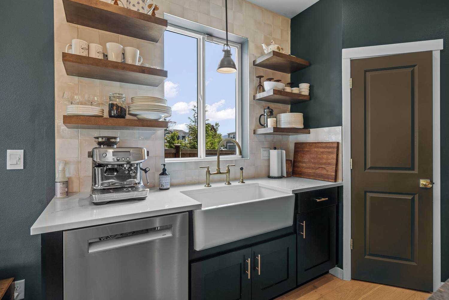Farmhouse sink with open shelving